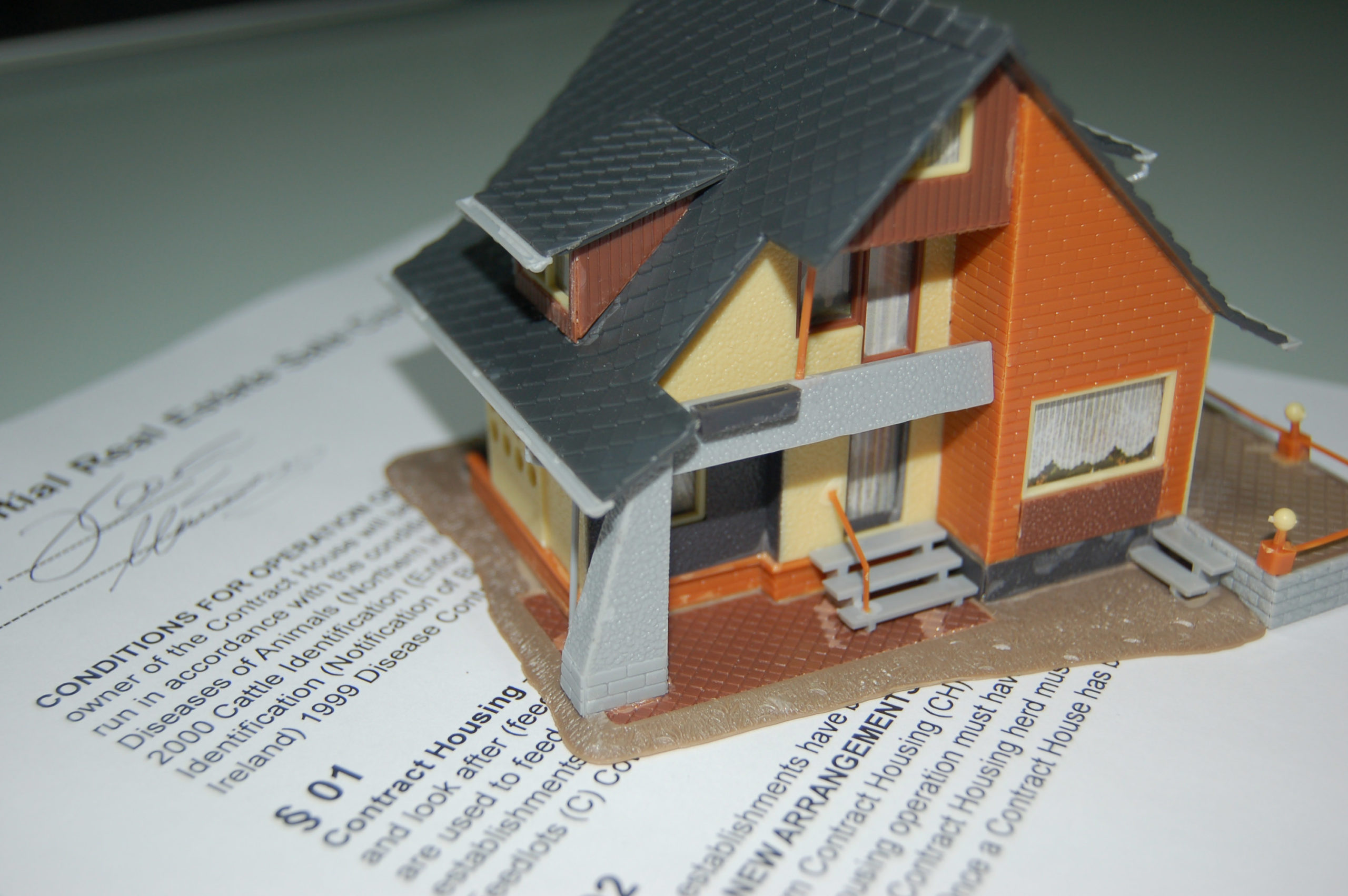 https://breedlaw.com/wp-content/uploads/2020/03/Real-Estate-2-scaled.jpg